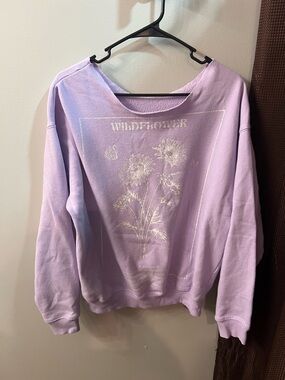 Lilac "Wildflower" Graphic Sweatshirt